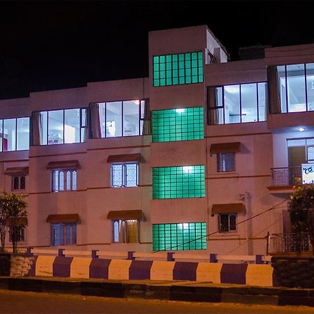 Megacity Inn Kalkutta Kültér fotó